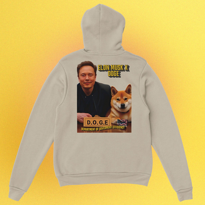 Unisex Hoodie mit beidseitigem Druck: Elon Musk und Doge an einem Schreibtisch – Motiv der fiktiven D.O.G.E.-Behörde
